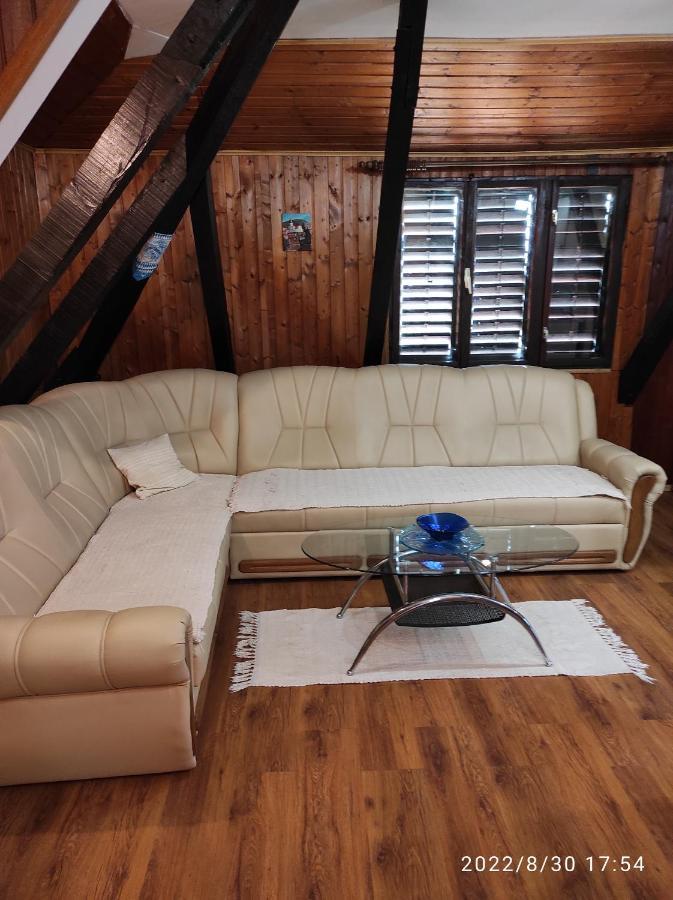 Apartman "Sarap" Metkovic Luaran gambar